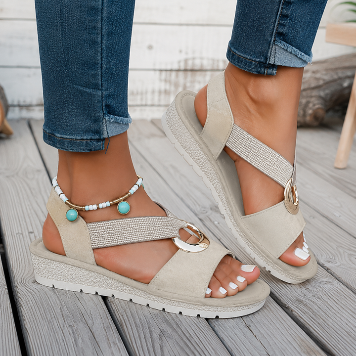 Marlenia | Flat Sandals With Metal Buckle